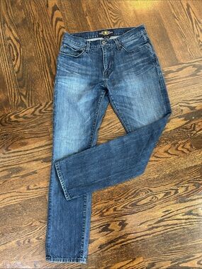 Lucky Brand Men's Authentic Skinny Jeans in Medium-Dark Blue 31x32 Size.